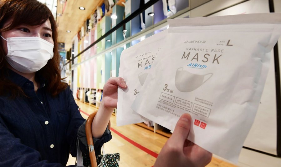 Long Queue Spotted in Japan for Uniqlou0027s Airism Face Masks 